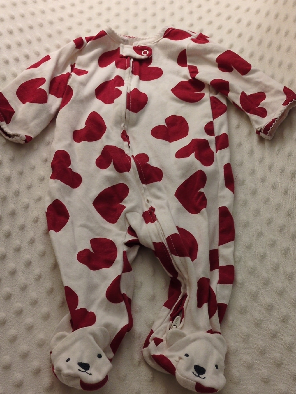 YCarter's White Footed One-Piece with Red Heart Print, 6m